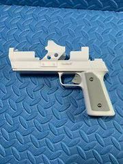 Wii Gun Controller Holder - Wii - Destination Retro