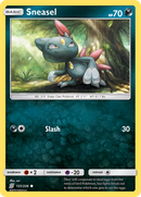 Sneasel (131/236) [Sun & Moon: Unified Minds] - Destination Retro