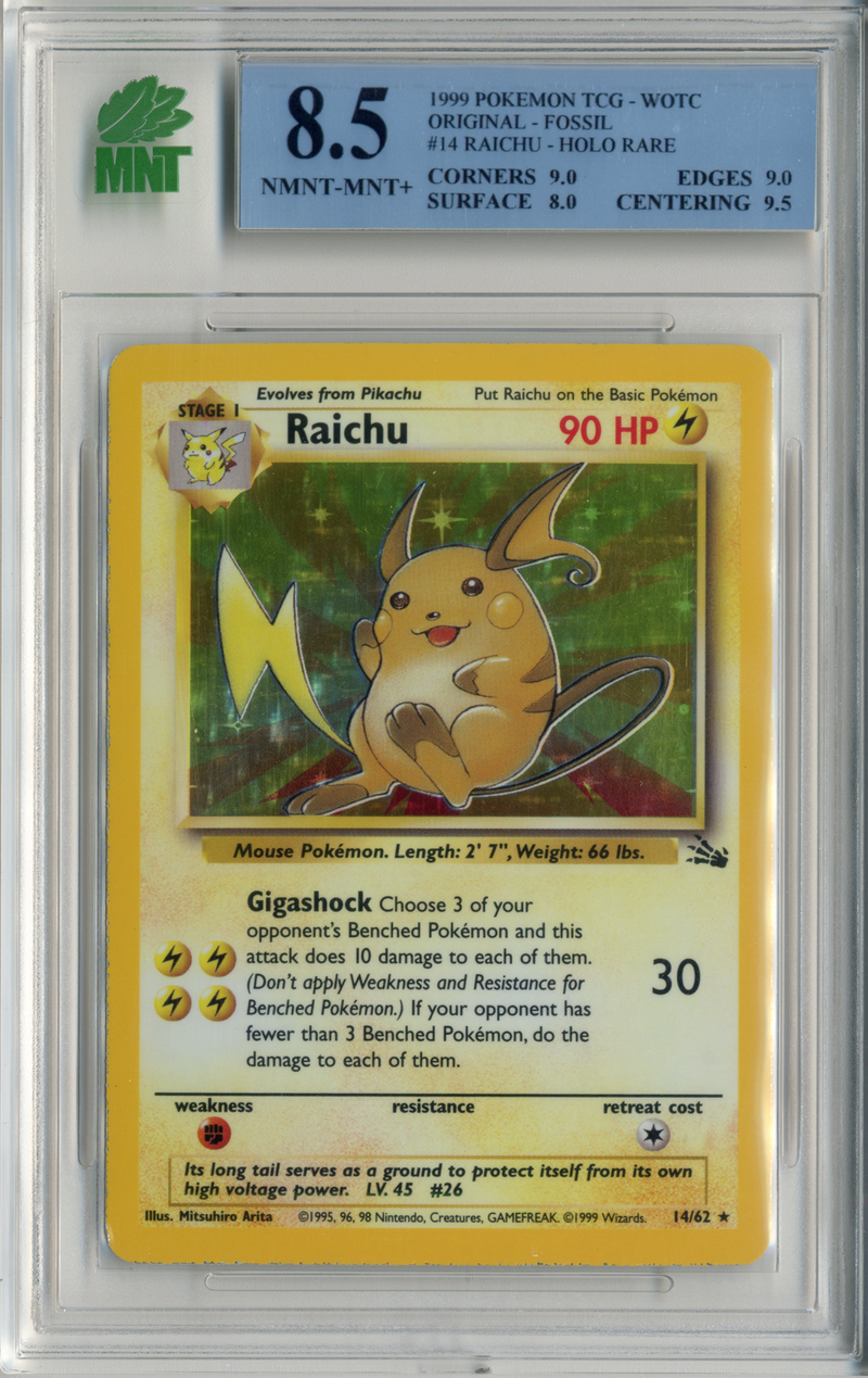 MNT - 8.5 - Raichu - Holo Rare - Fossil - Destination Retro