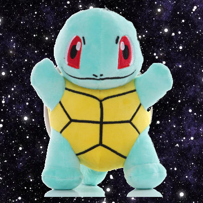 PLUSH - SQUIRTLE (~21CM) - POKEMON - Destination Retro