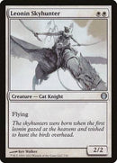 Leonin Skyhunter [Duel Decks: Knights vs. Dragons] - Destination Retro